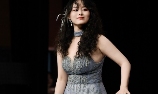 以琴声为翼，赴家国山海——读懂方一淼的 “最强音”